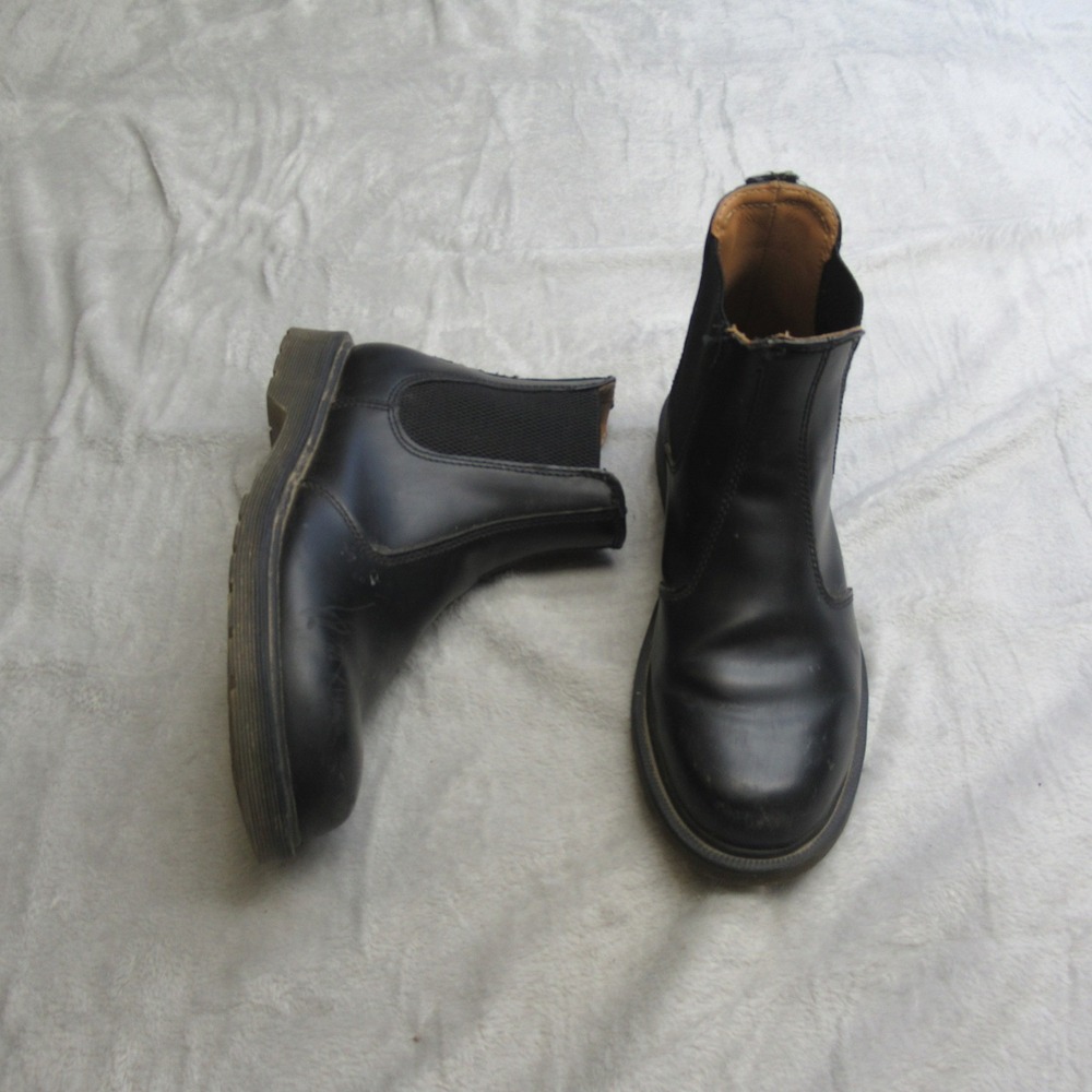 Dr Martens Men 7 Chelsea Boots Black Leather Elastic Side Chunky Heel Combat
